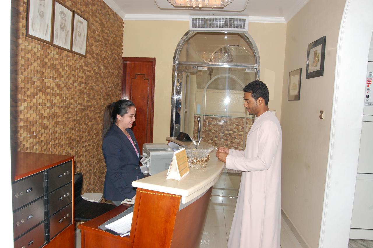 Al Amwaj Hotel ชาร์จาห์ ภายนอก รูปภาพ